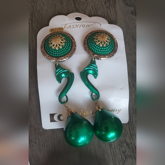 Dangling Earrings 4” Gold Toned Accent Teardrop Style 80's Fashion Set Of 4 - Picture 8 of 11